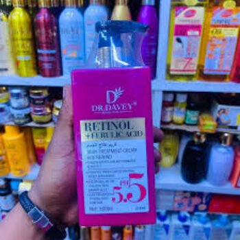 Dr. Davey Retinol + Ferulic Acid Body Lotion Powerful Retinol: Known for its anti-aging benefits, Retinol helps stimulate collagen production, smooths fine lines, and promotes skin renewal.  Antioxidant-Rich Ferulic Acid: Ferulic Acid neutralizes free rad