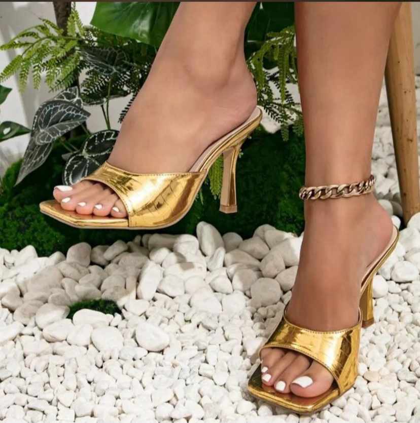 Aneikeh 2024 Elegant Sexy Thin High Heels Women’s Summer Patent Leather Pointed Sandals Party