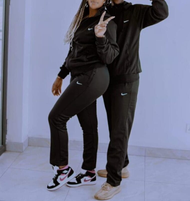 Nike Girls’ Studio Fleece Joggers Junior – Black – Kids