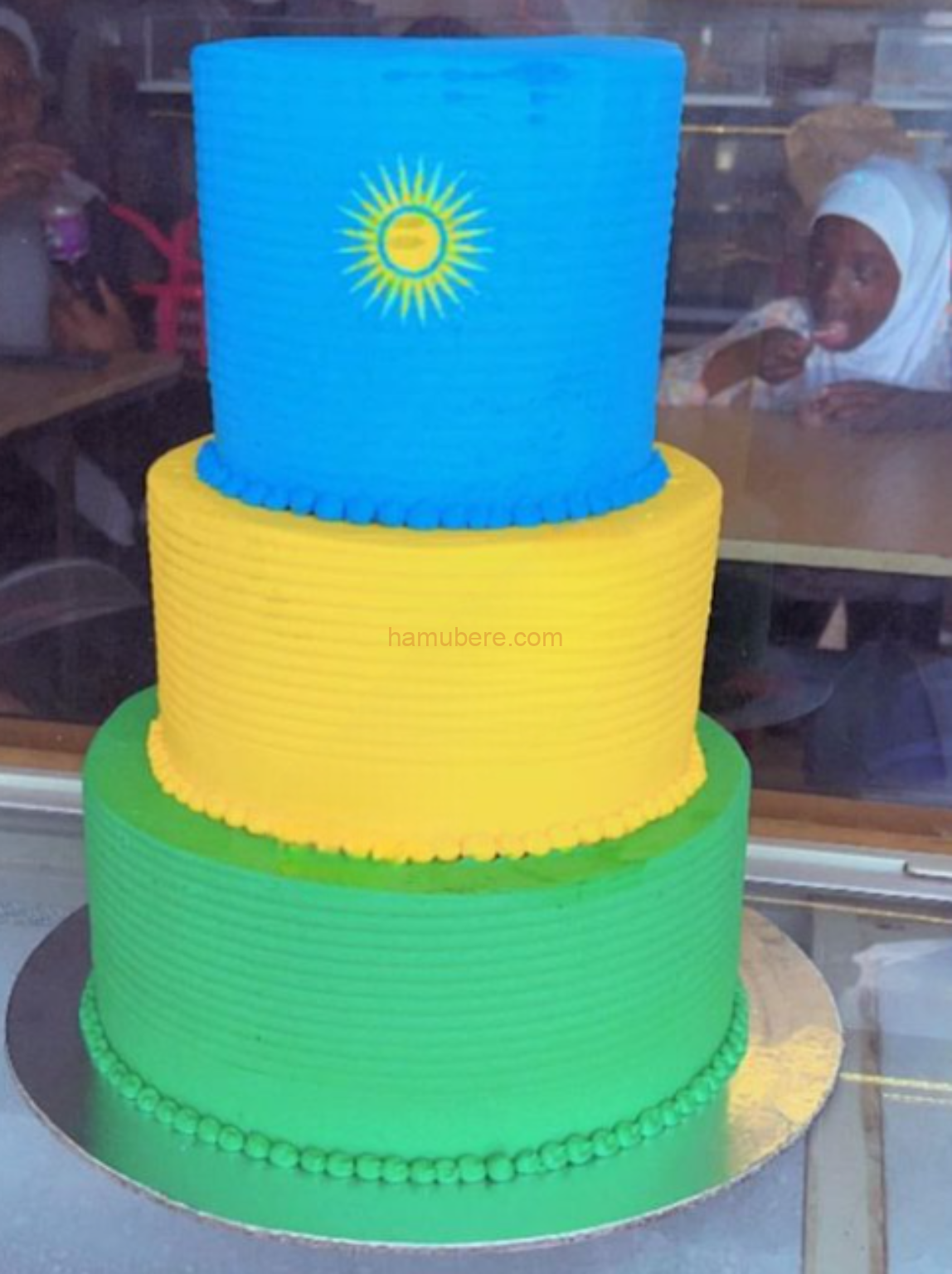 Cake in form of Rwanda flag
