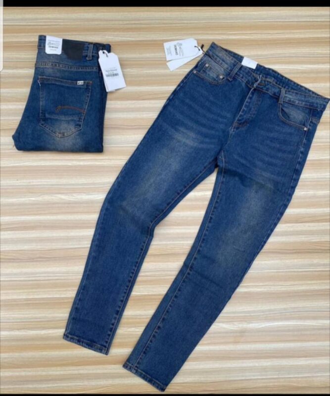 Men’s Mid-Rise Slim Fit Jeans