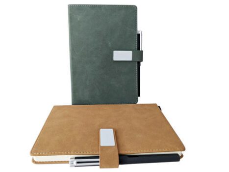 UNDATED DIARY A5 BUTTON