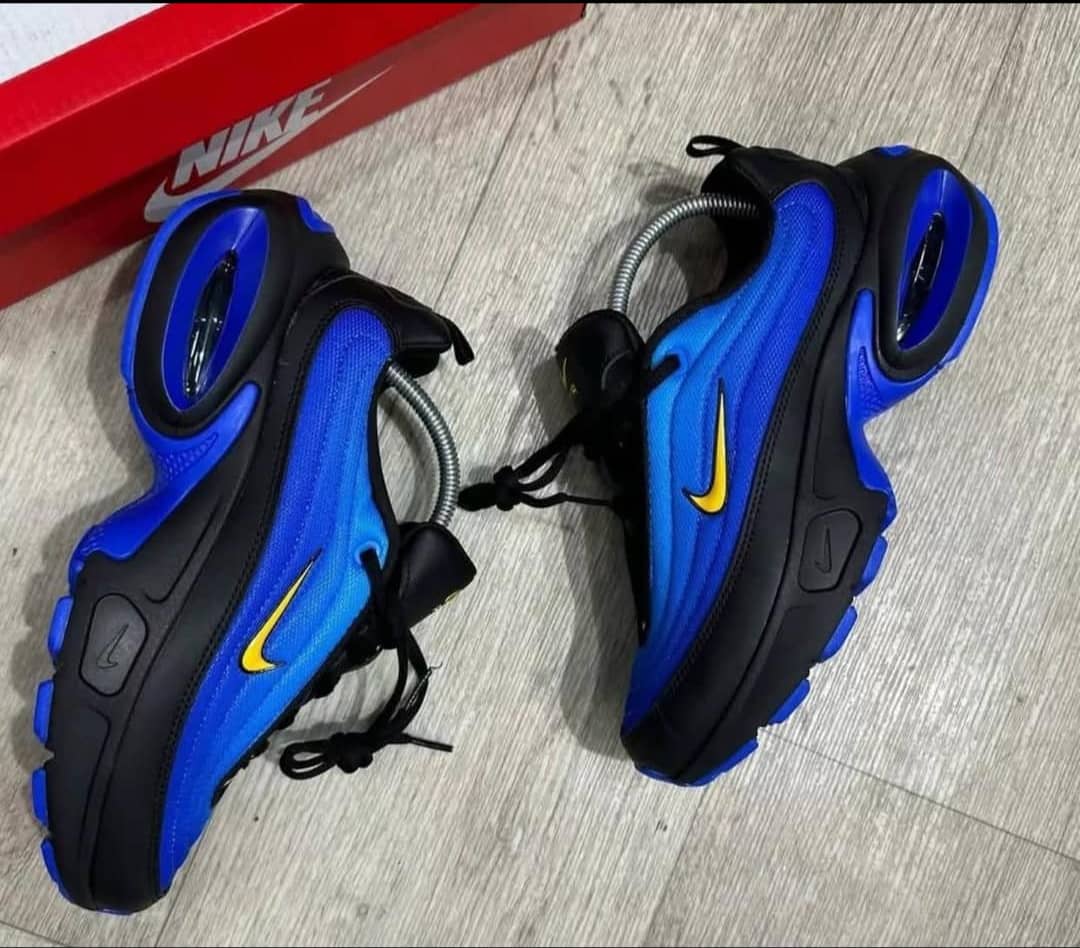 Nike Air Max Portal Unisex Trainers in Blue