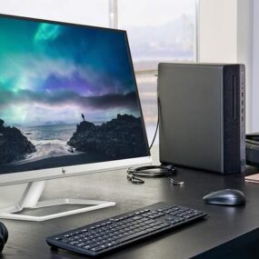 HP 32F DISPLAY MONITOR